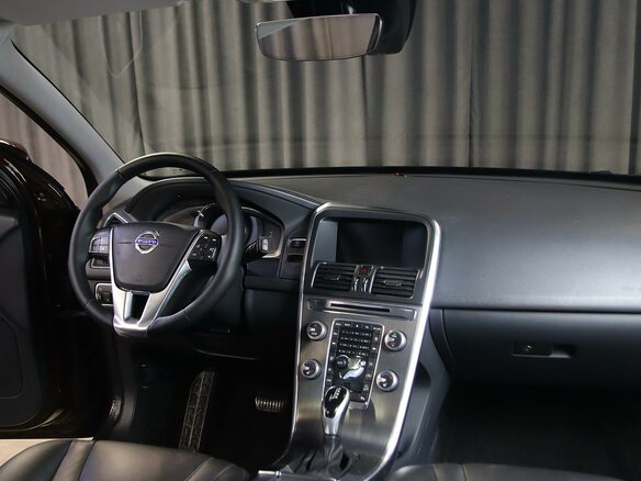 2015 Volvo XC60 I Рестайлинг, коричневый, 1549000 рублей - вид 4