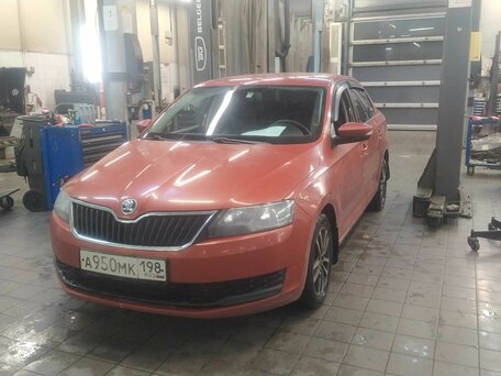 2018 Skoda Rapid I Рестайлинг, оранжевый, 950000 рублей, вид 1