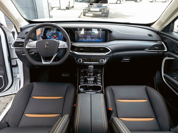 2023 FAW Bestune T77 I, белый, 1655000 рублей - вид 17