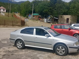 2003 Skoda Octavia I (A4) Рестайлинг, серебристый, 600000 рублей, вид 5