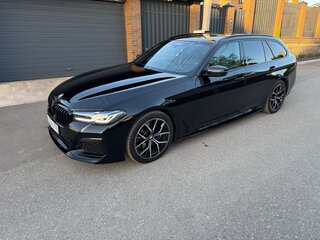 2020 BMW 5 серии 530d xDrive VII (G30/G31/G38) Рестайлинг, чёрный, 5900000 рублей, вид 4