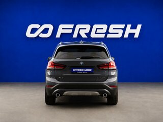 2021 BMW X1 20i xDrive II (F48) Рестайлинг, серый, 3698888 рублей, вид 4
