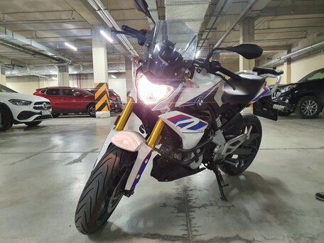 2018 BMW G 310 R, белый, 420000 рублей, вид 3