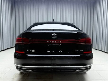 2023 Volkswagen Passat B8 Рестайлинг, чёрный, 2280000 рублей, вид 5