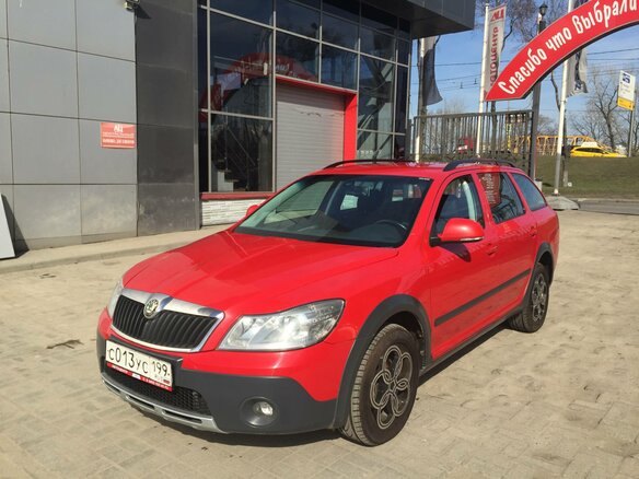 2010 Skoda Octavia Scout II (A5) Рестайлинг, красный