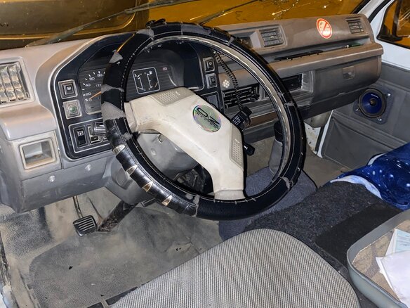 1991 Isuzu Midi, белый, 250000 рублей - вид 6