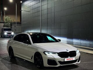 2021 BMW 5 серии 540i VII (G30/G31/G38) Рестайлинг, белый, 4600000 рублей, вид 2