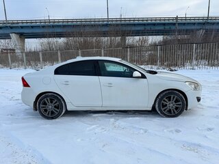 2012 Volvo S60 II, белый, 950000 рублей, вид 3