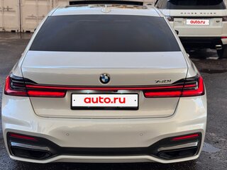 2021 BMW 7 серии Long 740Li VI (G11/G12) Рестайлинг, белый, 3900000 рублей, вид 4
