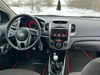 2012 Kia Cerato Koup II, белый, 1100000 рублей, вид 4