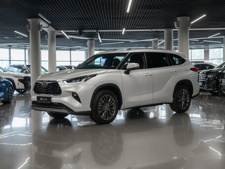 Toyota Highlander IV (XU70)