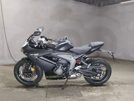 2024 Triumph Daytona 660, чёрный, 1000000 рублей, вид 2