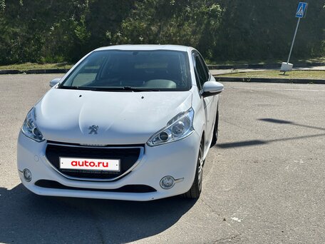 2013 Peugeot 208 I, белый, 430000 рублей, вид 4