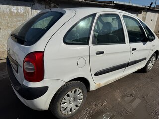 2008 Citroen Xsara Picasso, белый, 280000 рублей, вид 5