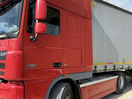 2007 DAF XF 105, красный, 2300000 рублей, вид 2