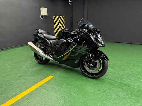 2022 Suzuki GSX 1300 R Hayabusa, чёрный, 1975000 рублей, вид 3
