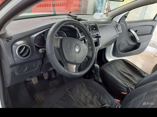 2014 Renault Logan II, белый, 500000 рублей, вид 4