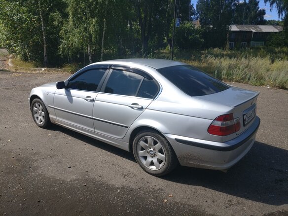 2002 BMW 3 серии 325xi IV (E46) Рестайлинг, серебристый, 800000 рублей - вид 3
