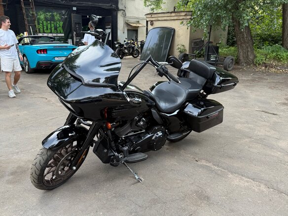 2022 Harley-Davidson Road Glide ST, чёрный, 1650000 рублей - вид 3