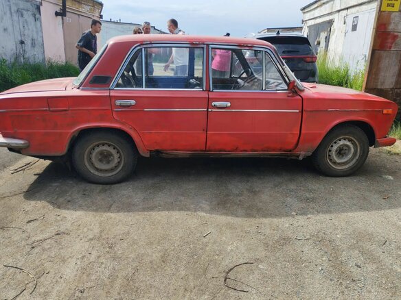 1981 Lada (ВАЗ) 2103, красный, 40000 рублей - вид 3