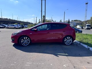 2016 Kia Ceed II Рестайлинг, красный, 1400000 рублей, вид 5