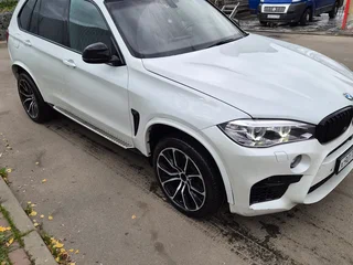 2017 BMW X5 25d III (F15), белый, 2450000 рублей, вид 4