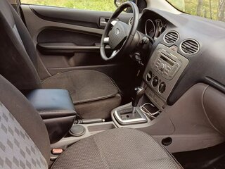 2008 Ford Focus II Рестайлинг, чёрный, 500000 рублей, вид 5