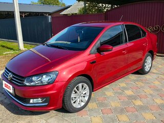 2015 Volkswagen Polo V Рестайлинг, красный, 1050000 рублей, вид 2