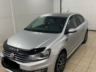 2018 Volkswagen Polo V Рестайлинг, серебристый, 1300000 рублей, вид 1