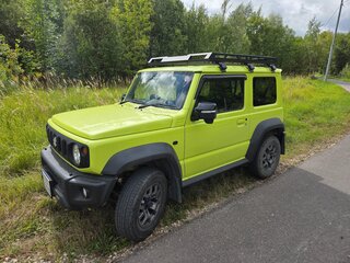 2020 Suzuki Jimny Sierra IV, жёлтый, 2050000 рублей, вид 1