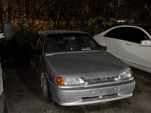 2005 Lada (ВАЗ) 2114, серебристый, 130000 рублей