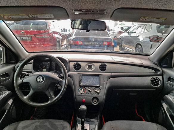 2003 Mitsubishi Outlander I, чёрный - вид 13
