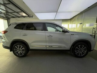 2023 Chery Tiggo 8 Pro Max I Рестайлинг, серый, 2540000 рублей, вид 4