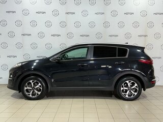 2021 Kia Sportage IV Рестайлинг, чёрный, 2500000 рублей, вид 4