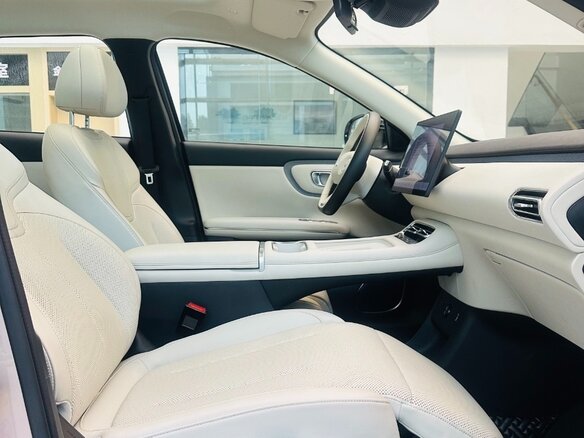 2025 Changan Qiyuan Q05 51.9 kWh II, фиолетовый, 2200000 рублей - вид 9