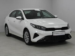 2021 Kia Cerato IV Рестайлинг, белый, 2029900 рублей, вид 1