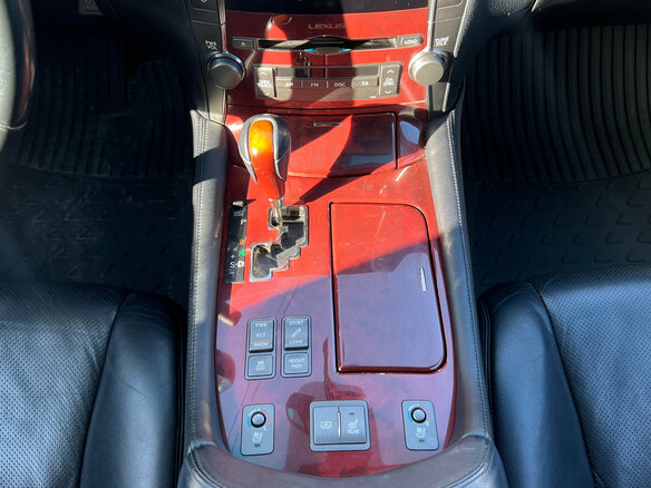 2007 Lexus LS 460 IV, серебристый - вид 16