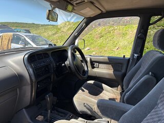 2000 Isuzu Bighorn II, серый, 920000 рублей, вид 4