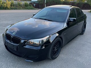 2008 BMW 5 серии 550i V (E60/E61) Рестайлинг, чёрный, 2750000 рублей, вид 1