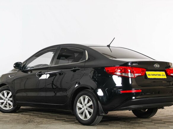 2016 Kia Rio III Рестайлинг, чёрный - вид 3