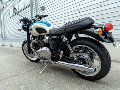 2026 Triumph Bonneville T120, синий, 1750000 рублей, вид 3