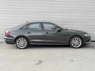 2020 Audi A4 45 TFSI V (B9) Рестайлинг, серый, 3245000 рублей, вид 4