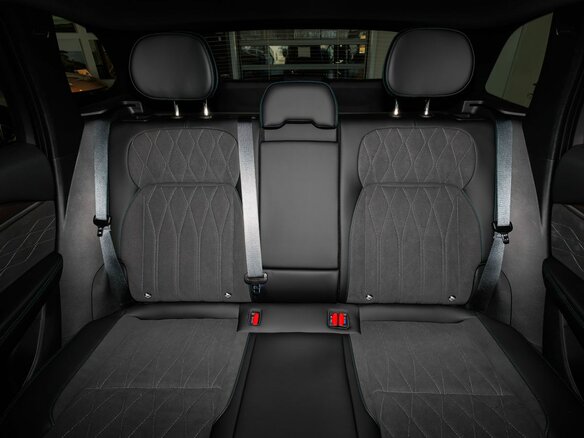 2026 Geely Monjaro I Рестайлинг, серый, 4954990 рублей - вид 14