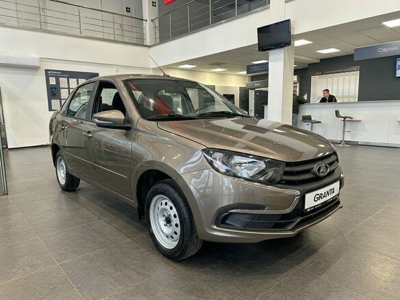 2026 Lada (ВАЗ) Granta I Рестайлинг, зелёный, 1088000 рублей - вид 6