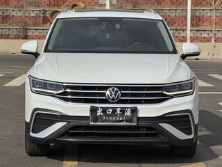 2023 Volkswagen Tiguan II Рестайлинг, белый, 2410000 рублей, вид 3