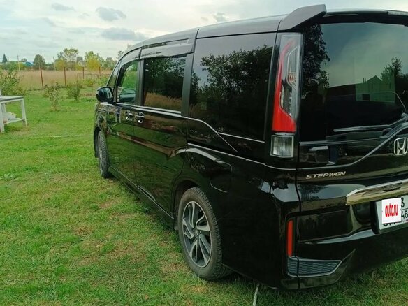 2019 Honda Stepwgn Spada V Рестайлинг, чёрный, 2400000 рублей - вид 4