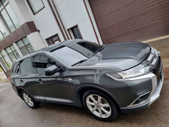 2016 Mitsubishi Outlander III Рестайлинг 2, серый, 1595000 рублей - вид 12
