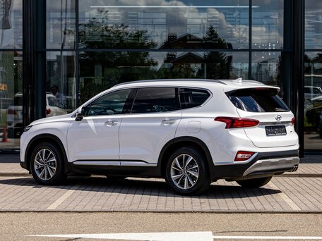 2020 Hyundai Santa Fe IV, белый, 2895000 рублей, вид 4