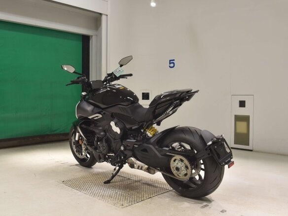 2024 Ducati Diavel V4, чёрный, 2480000 рублей - вид 5