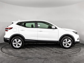 2019 Nissan Qashqai II Рестайлинг, белый, 1899000 рублей, вид 4